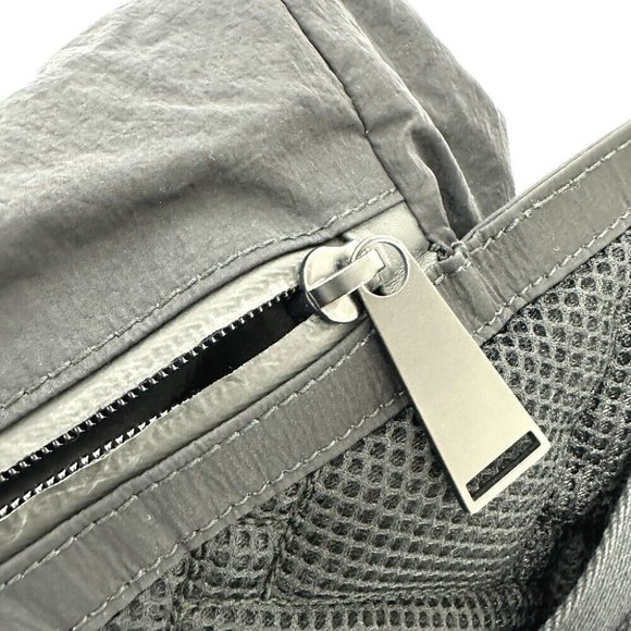 BOTTEGA VENETA body bag bag waist pouch Waist Pouch Nylon Black - Picture 8 of 15